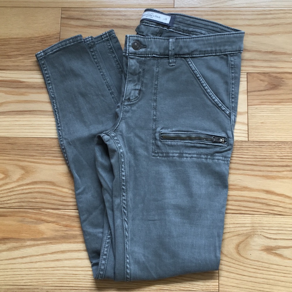 Abercrombie & Fitch Cargo Pants